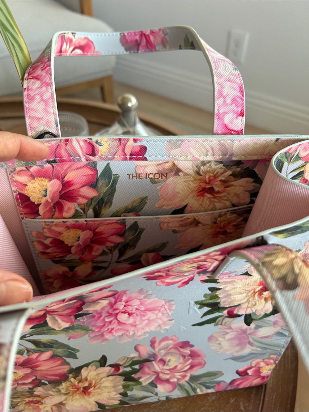 Ted Baker Floral Pink & Light Blue Tote Bag - Picture 6 of 9